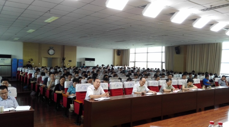 2016.08.25：许湘岳秘书长为滨州技术学院全体教师做核心能力课程讲座